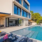 Breathtaking Villa