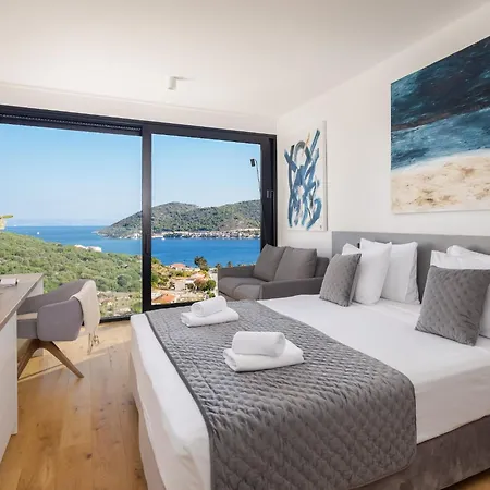 Breathtaking Villa *
