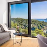 Villa Breathtaking Vis