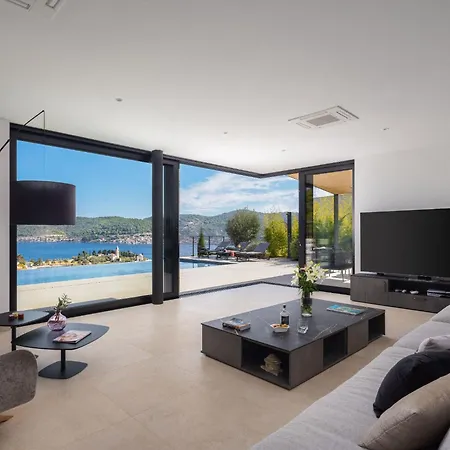Villa Breathtaking Vis