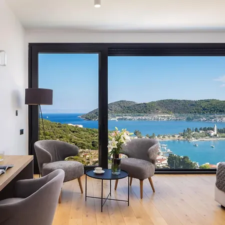 Breathtaking Villa